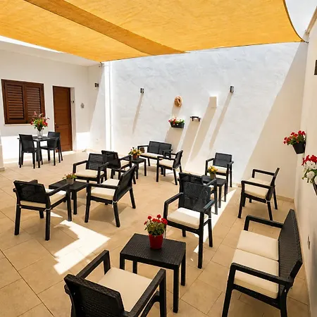 Monteleo Salento Bed & Breakfast 3*