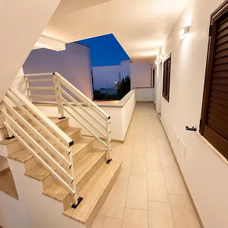 Oda ve Kahvaltı Monteleo Salento 3*